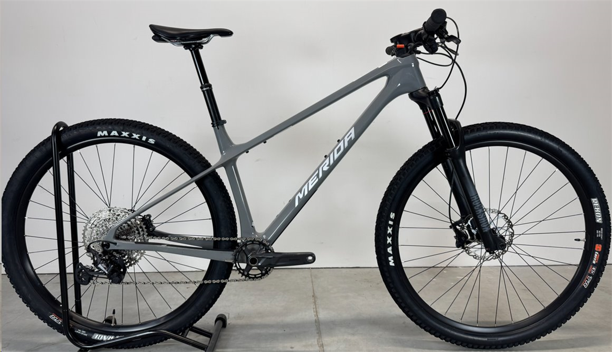 BIG.NINE TR 5000 Cool Grey(Silver/Black) L - BAZAR