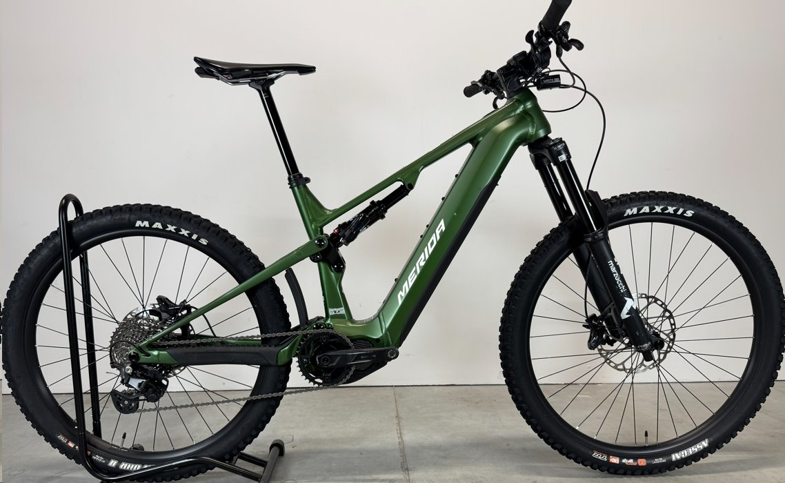 eONE-SIXTY 675 Silk Fog Green(White) Long - BAZAR