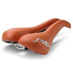 SMP - Sedlo TRK MEDIUM Brown Matt